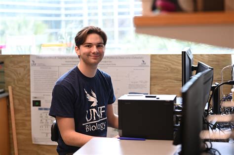 Unf Unf Biology Major Gains Real Life Experience As He Builds On His