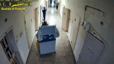 Droga Per I Detenuti Nel Carcere Di Foggia Arresti Della Finanza