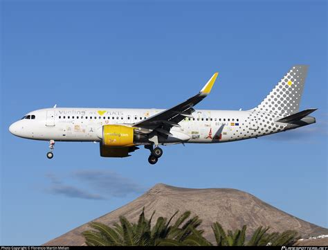 Ec Naj Vueling Airbus A N Photo By Florencio Martin Melian Id