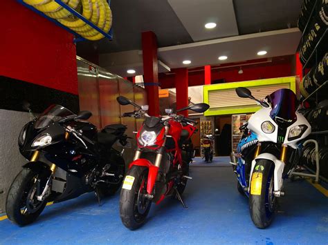 Racing Store Colombia added a new... - Racing Store Colombia