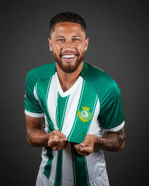 Vitória Setúbal 2022 23 الطقم الاساسي