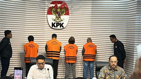 Kpk Tahan 5 Tersangka Kasus Korupsi Lahan Di Rorotan Jakut