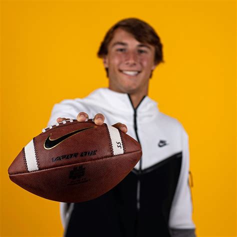 Cade Klubnik Early Life Net Worth 2023 Football Career Clemson