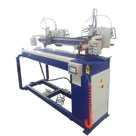 China Longitudinal Straight Seam Automatic Welding Equipment