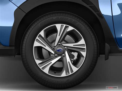 2025 Subaru Crosstrek: 93 Exterior Photos | U.S. News