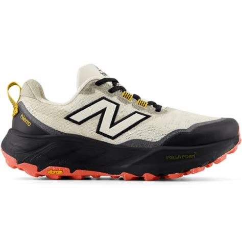 balance fresh foam  hierro  angorablack trail running shoes