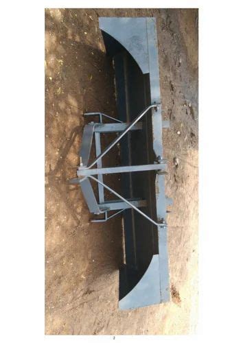 100 Kg Tractor Mounted Mild Steel Land Leveler For Agriculture Size