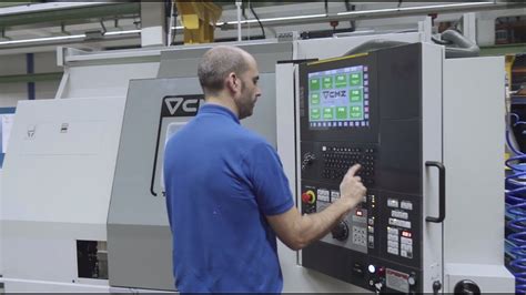 Tornos Cmz Con Cnc Fanuc A Os Trabajando Juntos Youtube