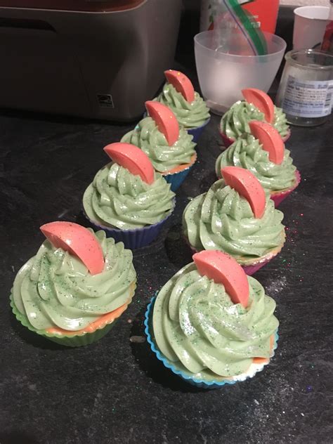 Cucumber Melon Cupcake Soaps #dandelionblessingsfarm #soapmaking #