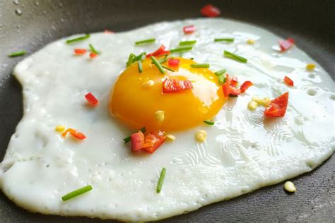 Cuántos gramos de proteína tiene un huevo y nueve recetas para sacarle