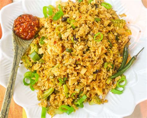 Chilli Garlic Fried Rice Recipe | Cheap Lazy Vegan