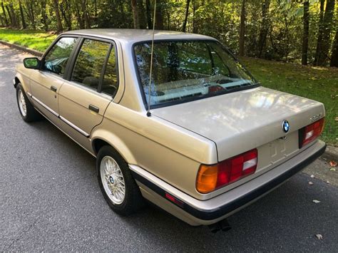 1989 Bmw E30 325i Sedan 1 Owner 5 Speed No Rust Completely Stock Classic Bmw 3 Series 1989 For