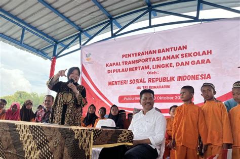 Mensos Sebut Alat Pengolah Plastik Jadi Bbm Bakal Dipasang Di Pulau