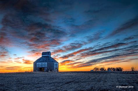 Farmland Sunset186776 Iowa Farmland At Sunset The Buildi Flickr