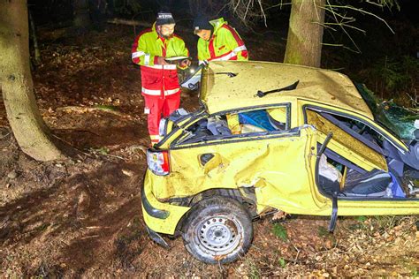 Unfall In Bad Gottleuba Berggie H Bel J Hriger Kommt Von Stra E Ab