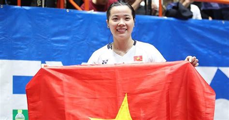 Hot girl cầu lông Nguyễn Thùy Linh rời Phần Lan dự giải đấu cấp độ cao hơn tại Đan Mạch