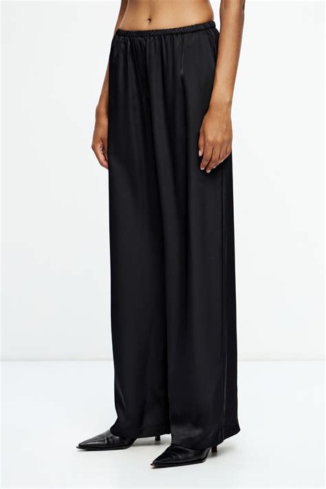 Сатиновые брюки в пижамном стиле черный цвет - LIME | Fashion, Clothes ...