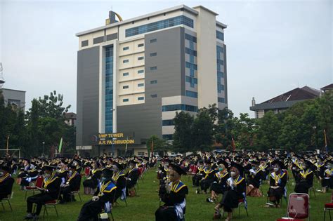 Foto: Universitas Muhammadiyah Purwokerto Gelar Wisuda Tatap Muka