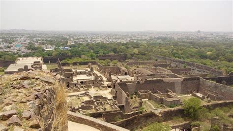 File:Ruins of the Fort.jpg - Wikimedia Commons