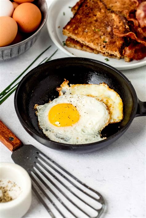 How To Cook A Fried Egg Oh Sweet Basil