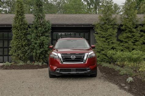 2022 Nissan Pathfinder Specs, Price, MPG & Reviews | Cars.com