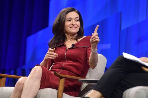 Sheryl Sandberg Exits Meta Board Whats Next For Her Fortune