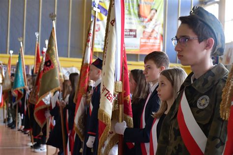 KONKURS POCZTÓW SZTANDAROWYCH im kpt EDMUNDA KSIĄŻKA Szkoła