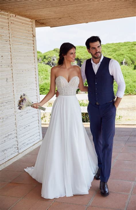 Destination Wedding Dresses