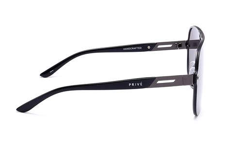 Prive Revaux The Hitman Sunglasses Black Btr Beyond The Rack