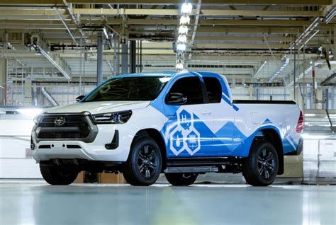 Hydrogen Powered Toyota Hilux Prototype Unveiled With Mirai Off