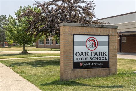 Oak Park High School, Rankings & Reviews - Homes.com