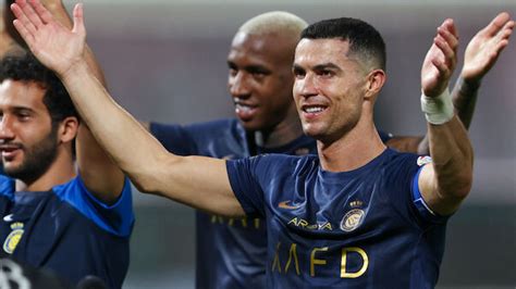 Ronaldo Gl Nzt Mit Doppelpack Bei Al Nassr Sieg