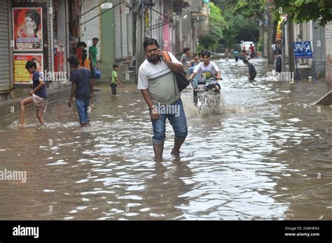 Lahore Pakistan Th July Pakistani Commuters Wade Through A