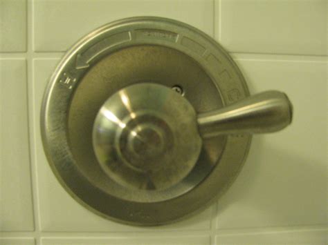 How to change the cartridge of a delta monitor shower valve – Artofit