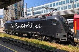 Siemens ES 64 U2 1116 229 operated by Österreichische Bundesbahnen