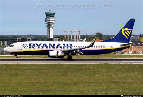 Ei Dwc Ryanair Boeing As Wl Photo By Kees Marijs Id