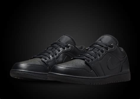 Nike Air Jordan 1 Low Black