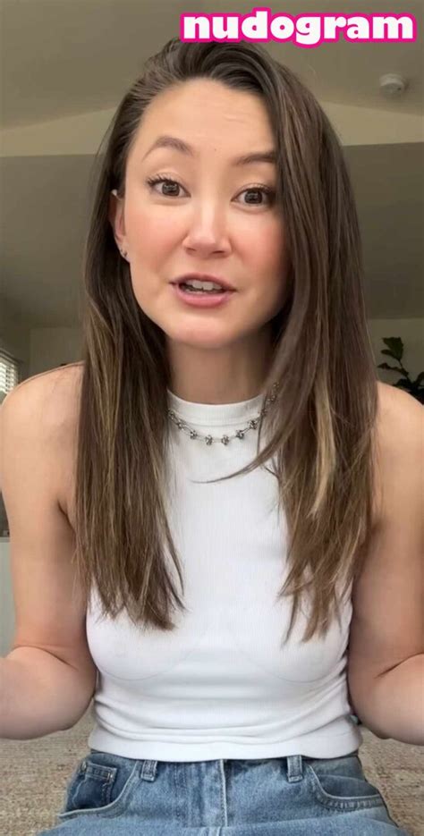 Kimiko Glenn Https Kimikoglenn Nude Leaks Onlyfans Photo