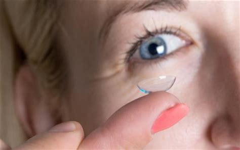 What Are Toric Contact Lenses And How Do They Function