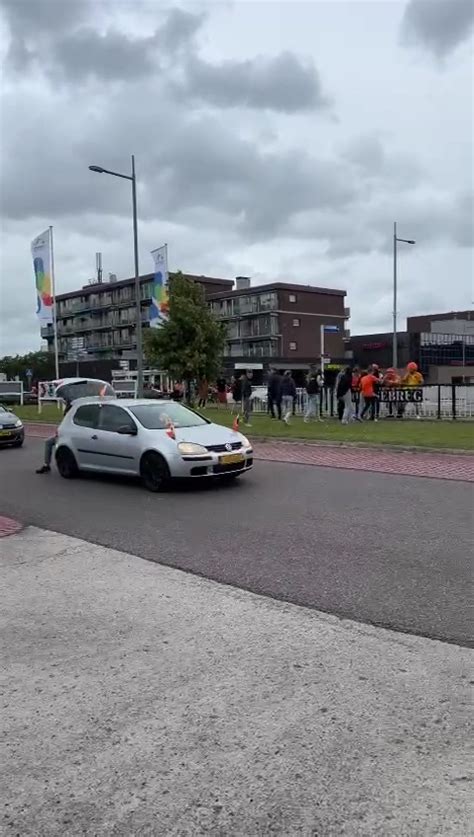 DUMPERT In Klazienaveen Zijn Ze Iets Te Enthousiast