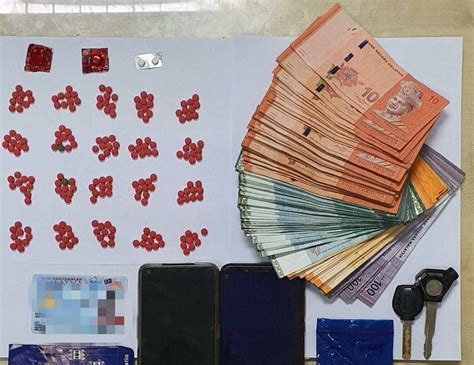 pengedar pil kuda dicekup  lampu isyarat kosmo digital