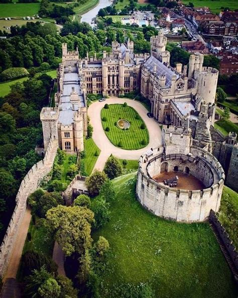 Arundel Castle Ancestral Home Of The Dukes Of Norfolk In