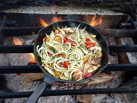 鉄フライパンの育て方を詳しく解説！空焼きや油ならしの手順をチェック Kaubel