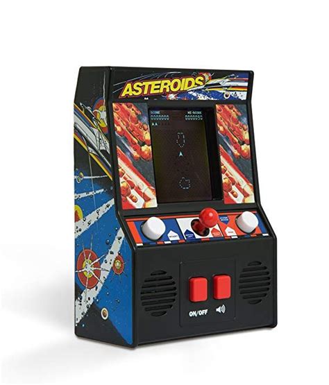 Asteroids Arcade Online