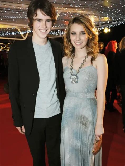 Freddie Highmore wife is very beautiful in the world OMG!