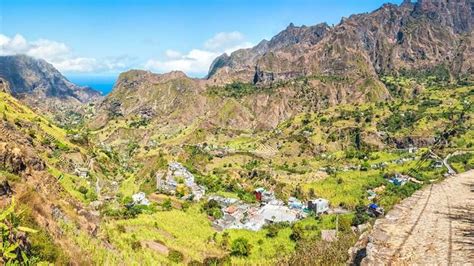 La Vall E De Pa L Santo Antao Sans Doute L Une Des Plus S Duisantes