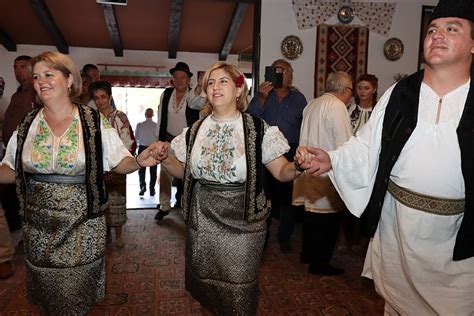 Foto Faza zilei Primarul Ionuț Filimon toboșar în orchestra