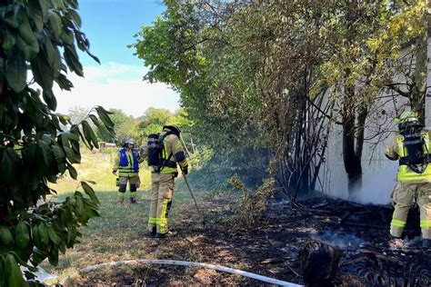 Weinheim Mehrere Brandeins Tze Fordern Feuerwehr Polizeiberichte Aus