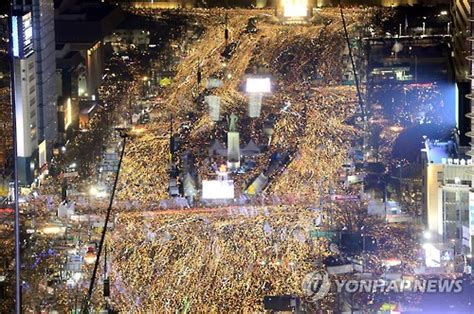 6차 촛불집회 사상 최대 서울 170만 등 전국 232만명 참가 아시아경제