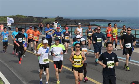 제주국제관광마라톤축제 4000여명 참가 대성황